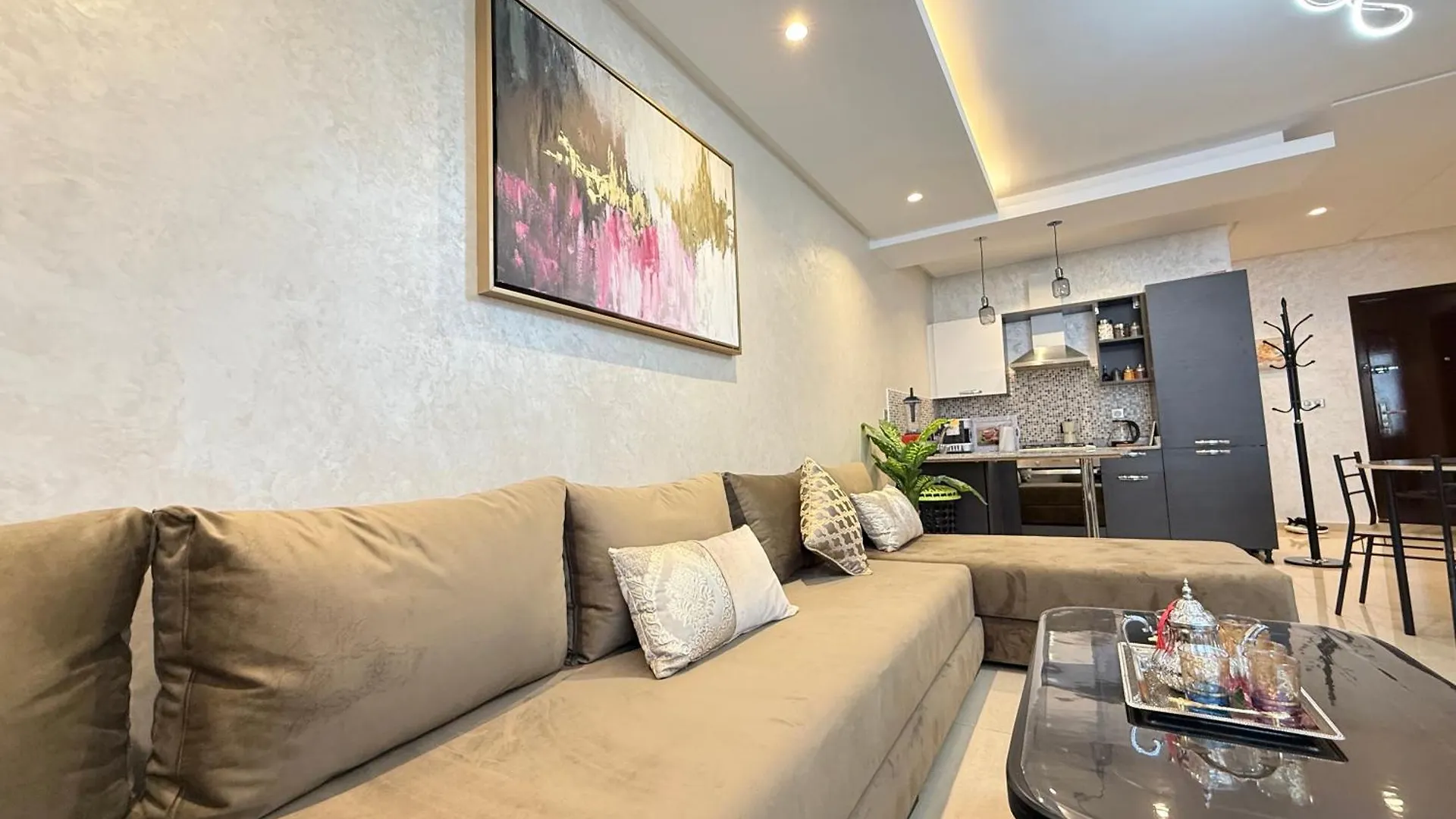 New Luxury Apartment With Style, Balcony And Pool Agadir 0*,