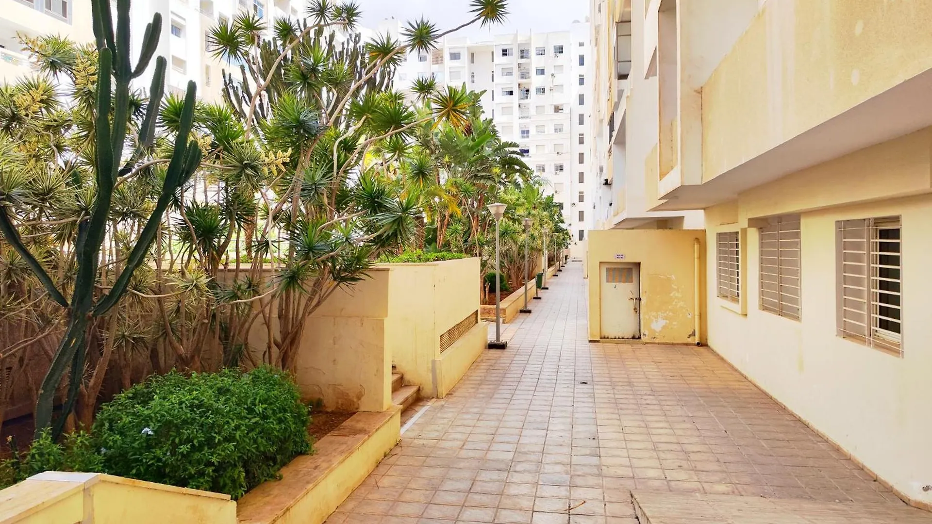 New Luxury Apartment With Style, Balcony And Pool Agadir
