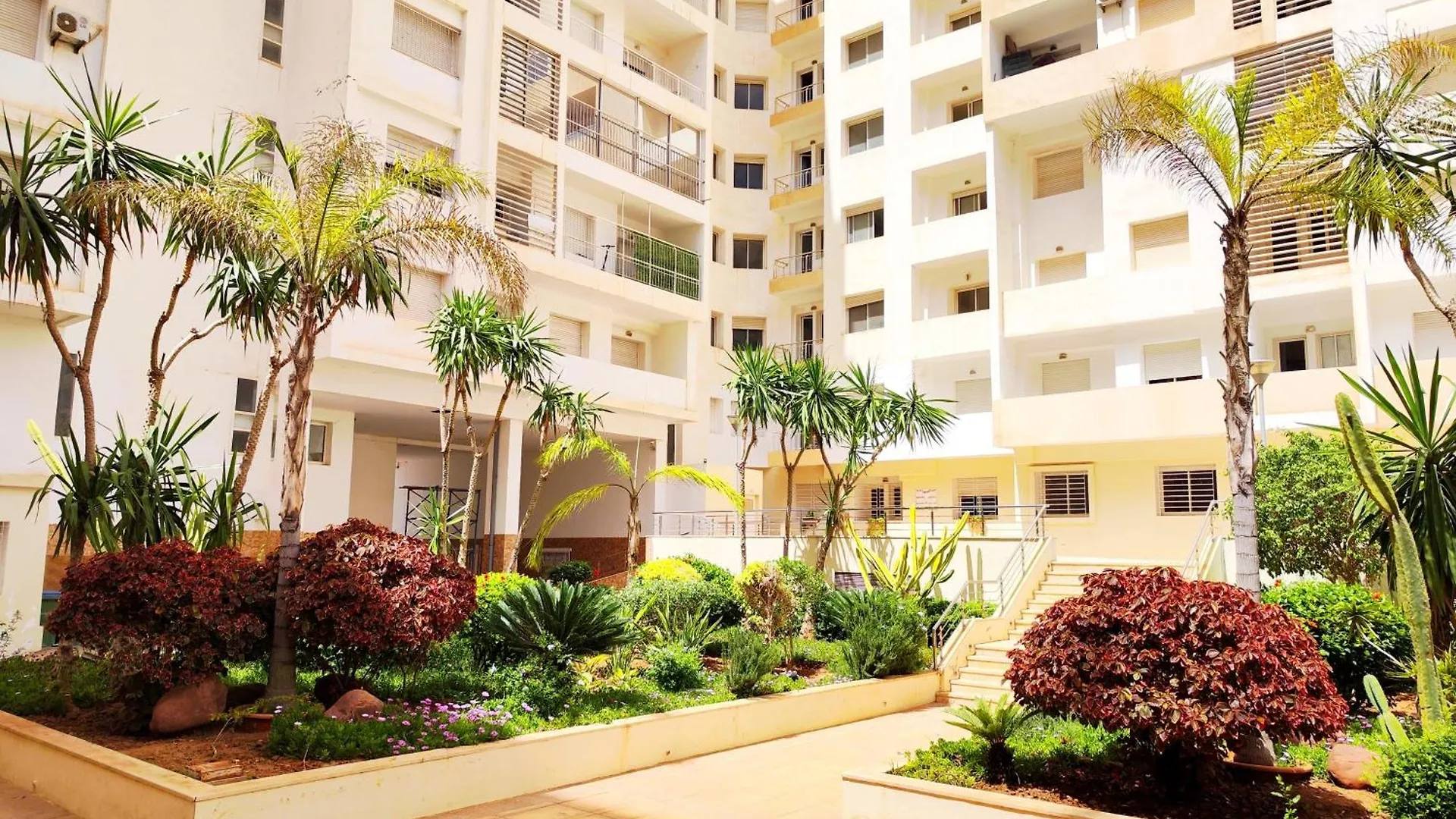 New Luxury Apartment With Style, Balcony And Pool Agadir