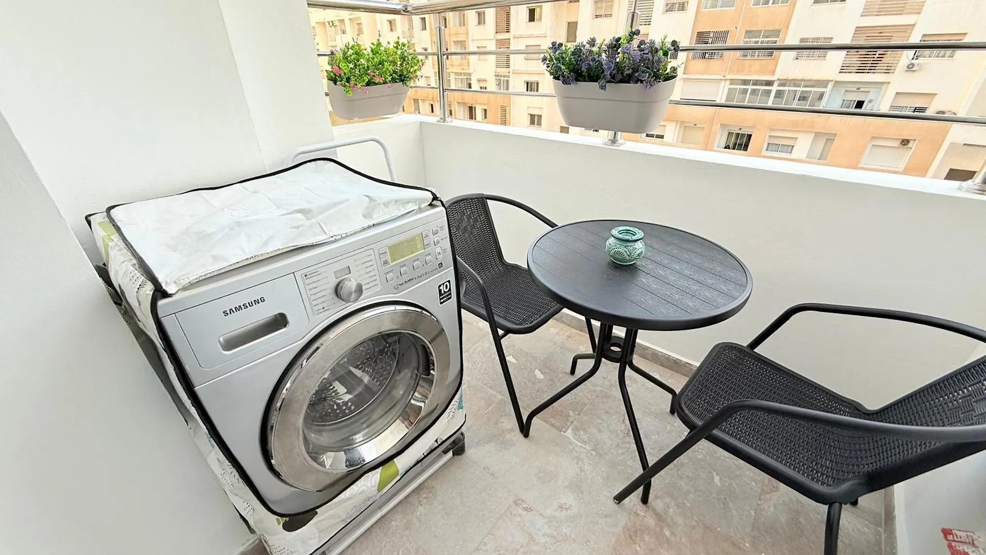 New Luxury Apartment With Style, Balcony And Pool Agadir Maroko