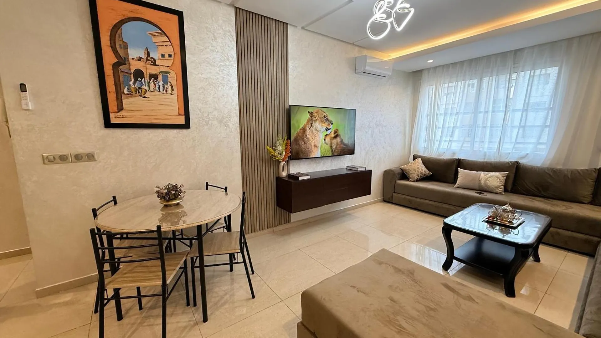 New Luxury Apartment With Style, Balcony And Pool Agadir
