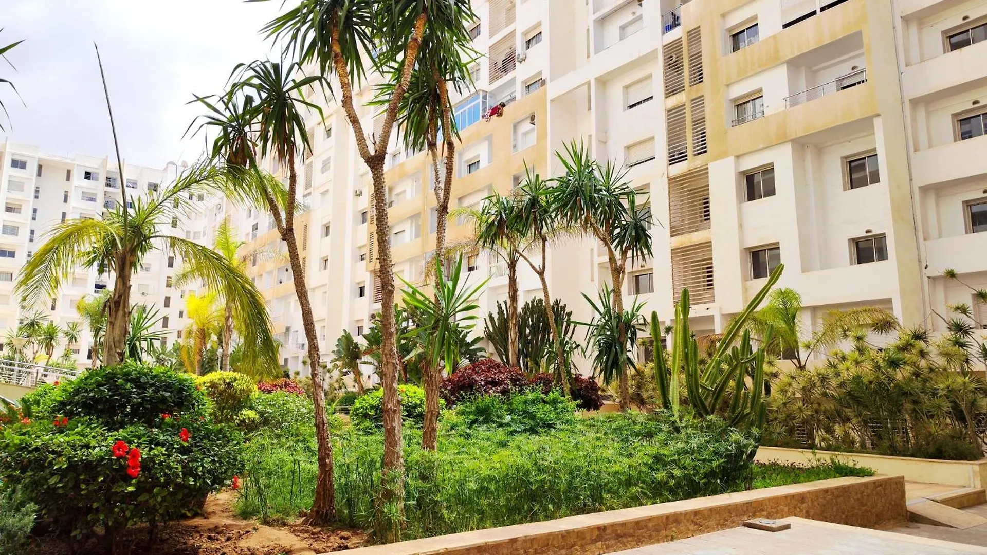 New Luxury Apartment With Style, Balcony And Pool Agadir