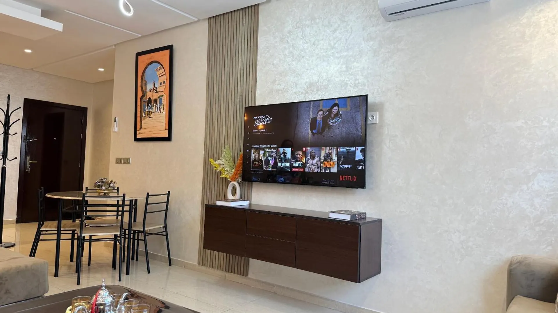 New Luxury Apartment With Style, Balcony And Pool Agadir