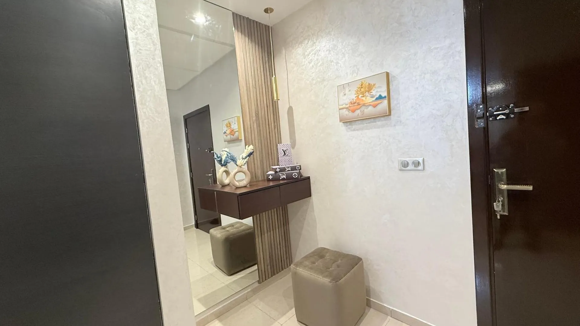 New Luxury Apartment With Style, Balcony And Pool Agadir